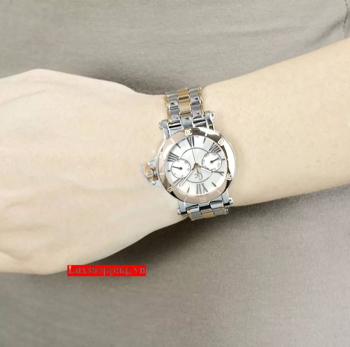  GC LADIES WHITE MOTHER OF PEARL 2 TONE WATCH. 34MM