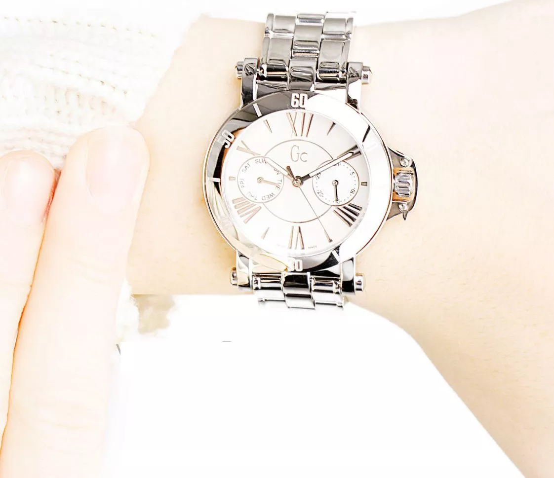  GUESS Women's Gc Femme Timepiece, 34mm