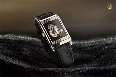 Jaeger-LeCoultre Reverso Tribute Enamel ra đời để chào đón năm con rắn 2025