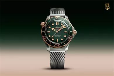 Omega Gây Sốt Với Seamaster Diver 300M: Sự Kết Hợp Hoàn Hảo Giữa Titan, Vàng Đồng và Sắc Xanh Lá