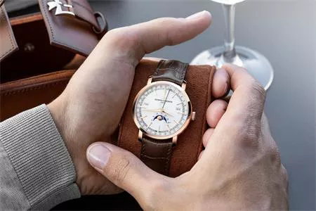 27 Loại Đồng Hồ Đeo Tay Mà Bạn Nên Biết Trước Khi Mua