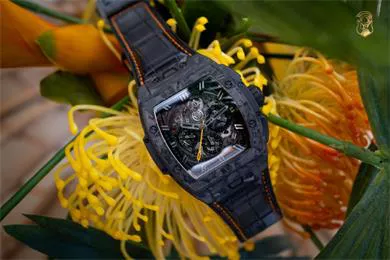 Chiêm ngưỡng đồng hồ Hublot Spirit Of Big Bang Veuve Clicquot Polo Classic