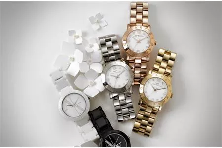 ĐỒNG HỒ MARC JACOBS - THƯƠNG HIỆU THỜI TRANG CAO CẤP VỚI MỨC GIÁ CỰC SỐC