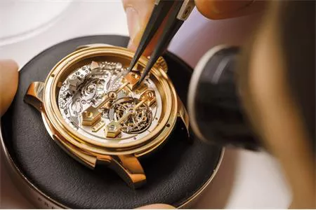 TÌM HIỂU VỀ BẰNG SÁNG CHẾ TRONG NGÀNH SẢN XUẤT ĐỒNG HỒ