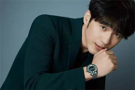 ĐỒNG HỒ RADO CỦA NƯỚC NÀO? CÓ NÊN MUA ĐỒNG HỒ RADO KHÔNG?