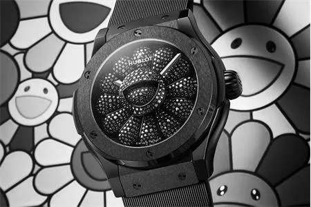 SỰ KẾT HỢP “ĐIÊN RỒ” GIỮA BÔNG HOA MẶT CƯỜI KAIKAI KIKI VÀ HUBLOT CLASSIC FUSION