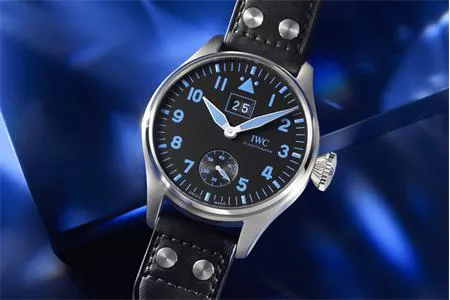 IWC COLLAB BUCHERER CHO RA ĐỜI BIG PILOT’S WATCH BIG DAY BUCHERER BLUE