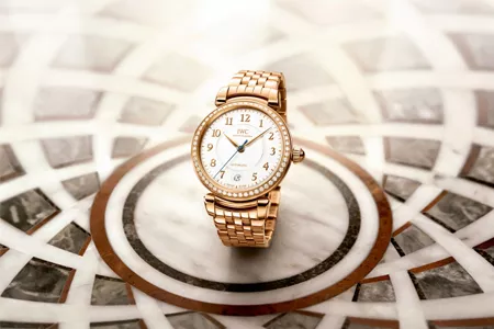 IWC giới thiệu bộ sưu tập đồng hồ nữ Da Vinci Automatic 36