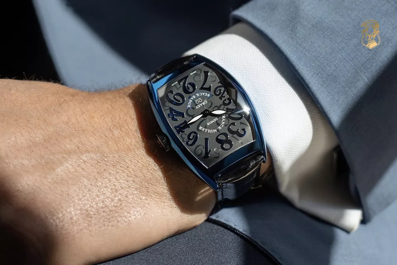 Đồng hồ Franck Muller Cintrée Curvex dành cho người yêu mến sự độc đáo