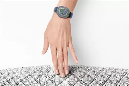 NHỮNG ĐIỀU ĐẶC BIỆT TRONG BST ĐỒNG HỒ COUSSIN MỚI CỦA CARTIER