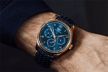 KHÁM PHÁ BST IWC PORTUGIESER 2020 VỚI NHỮNG BẢN CẬP NHẬT ẤN TƯỢNG