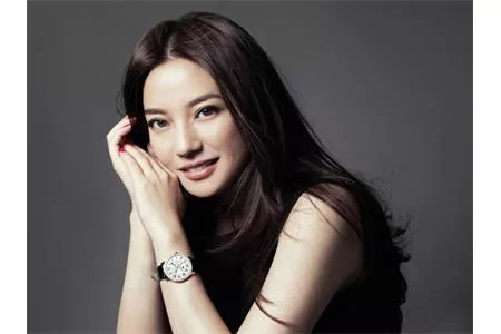 ĐỒNG HỒ BURBERRY GIẢM GIÁ ĐẾN 20% TRONG THÁNG 4