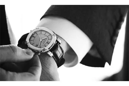 Những tiêu chí chọn mua đồng hồ nam & nữ