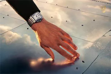 Santos De Cartier: Màn ra mắt bộ đôi đồng hồ mới 2025 đầy ngoạn mục