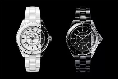 CHANEL J12 PARADOXE - NGHỆ THUẬT TƯƠNG PHẢN BLACK & WHITE TRÊN NỀN GỐM