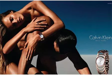 ĐỒNG HỒ NAM LỊCH LÃM, TRẺ TRUNG NĂNG ĐỘNG VÀ KHỎE KHẮN