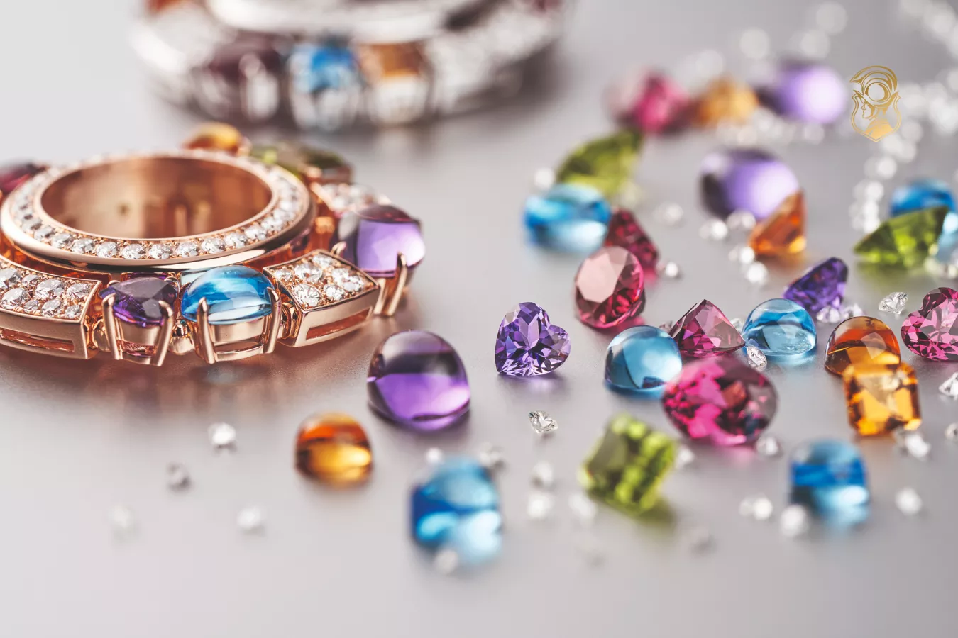Bvlgari Alllega được lấy cảm hứng từ vẻ đẹp rực rỡ của đá quý và phong cách cocktail mê hoặc