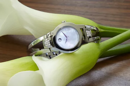 Movado Amorosa: Vẻ đẹp thanh thoát và lôi cuốn