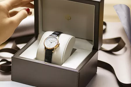 Baume & Mercier Classima - Âm hưởng sắc màu Thụy Sỹ