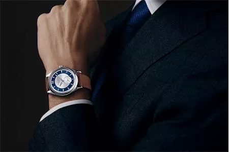 CHOPARD L.U.C KỶ NIỆM 25 NĂM VỚI ĐỒNG HỒ THÉP ĐẦU TIÊN ĐẠT CHỨNG NHẬN QF