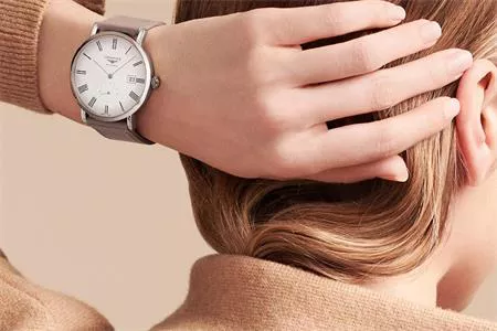 LONGINES ELEGANT BỔ SUNG CÁC THIẾT KẾ MẶT SỐ THANH LỊCH MỚI