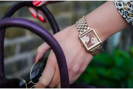 Marc by Marc Jacobs – Đồng hồ thời trang đậm nét ứng dụng