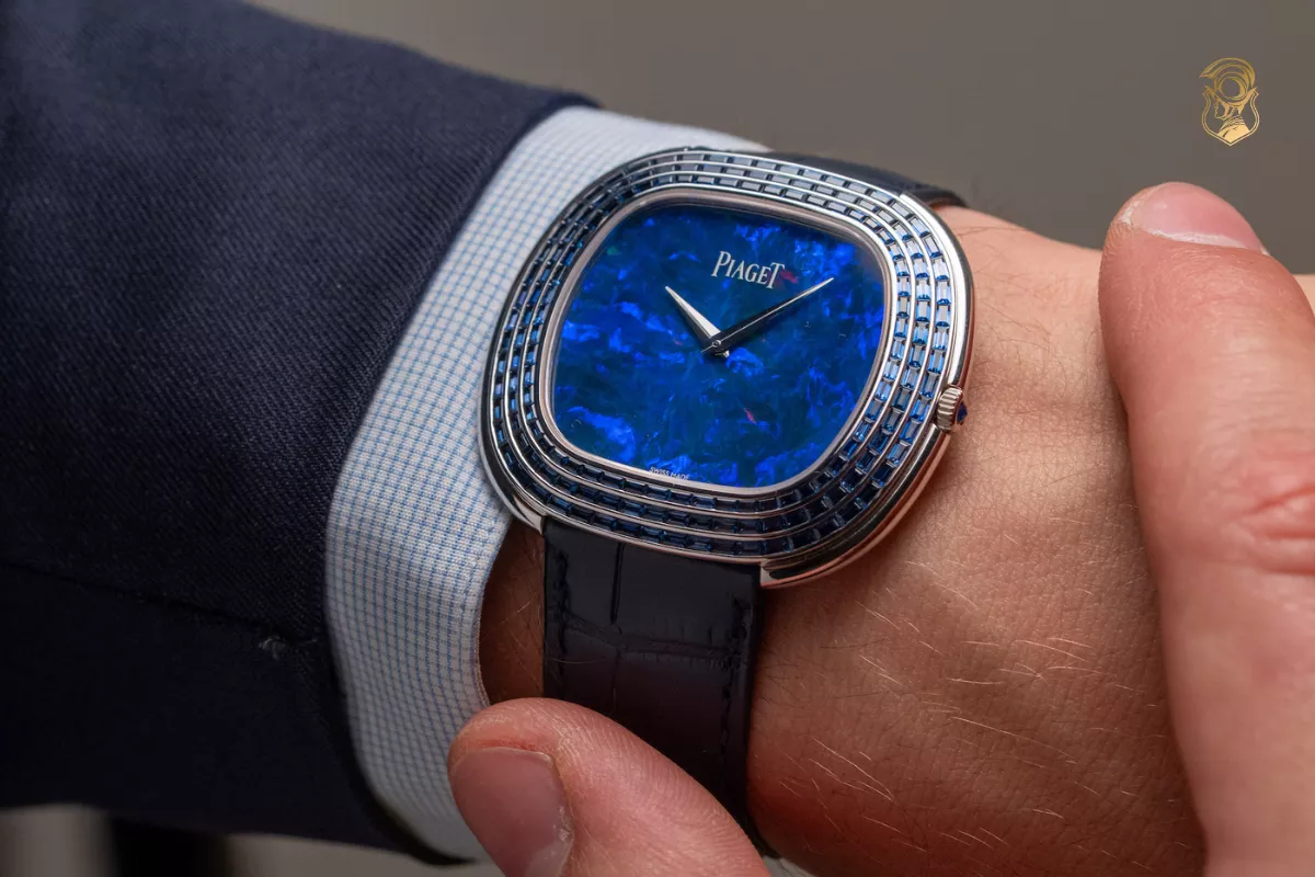 Đồng hồ mặt xanh - blue dial trend
