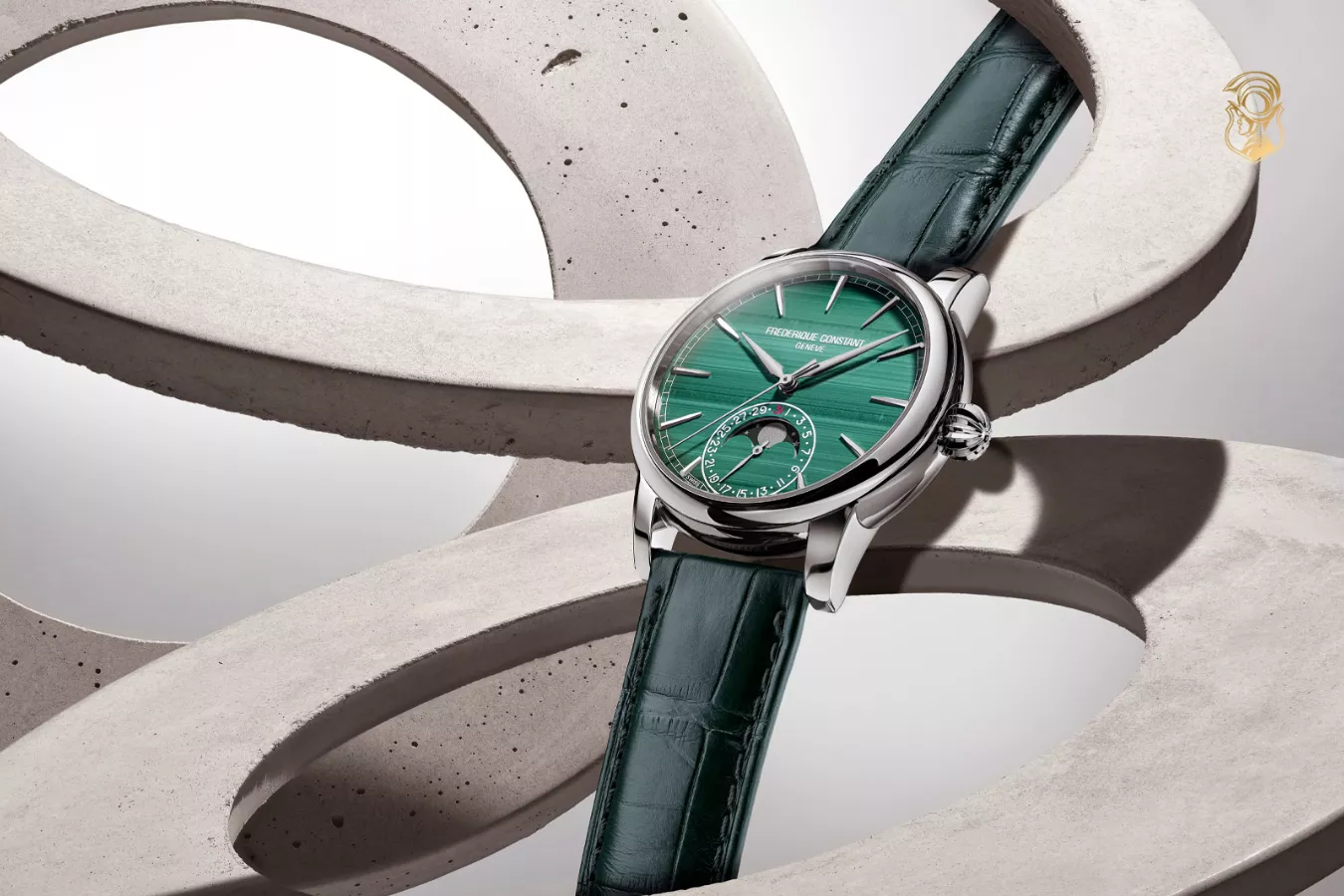 đồng hồ moonphase có giá bao nhiêu