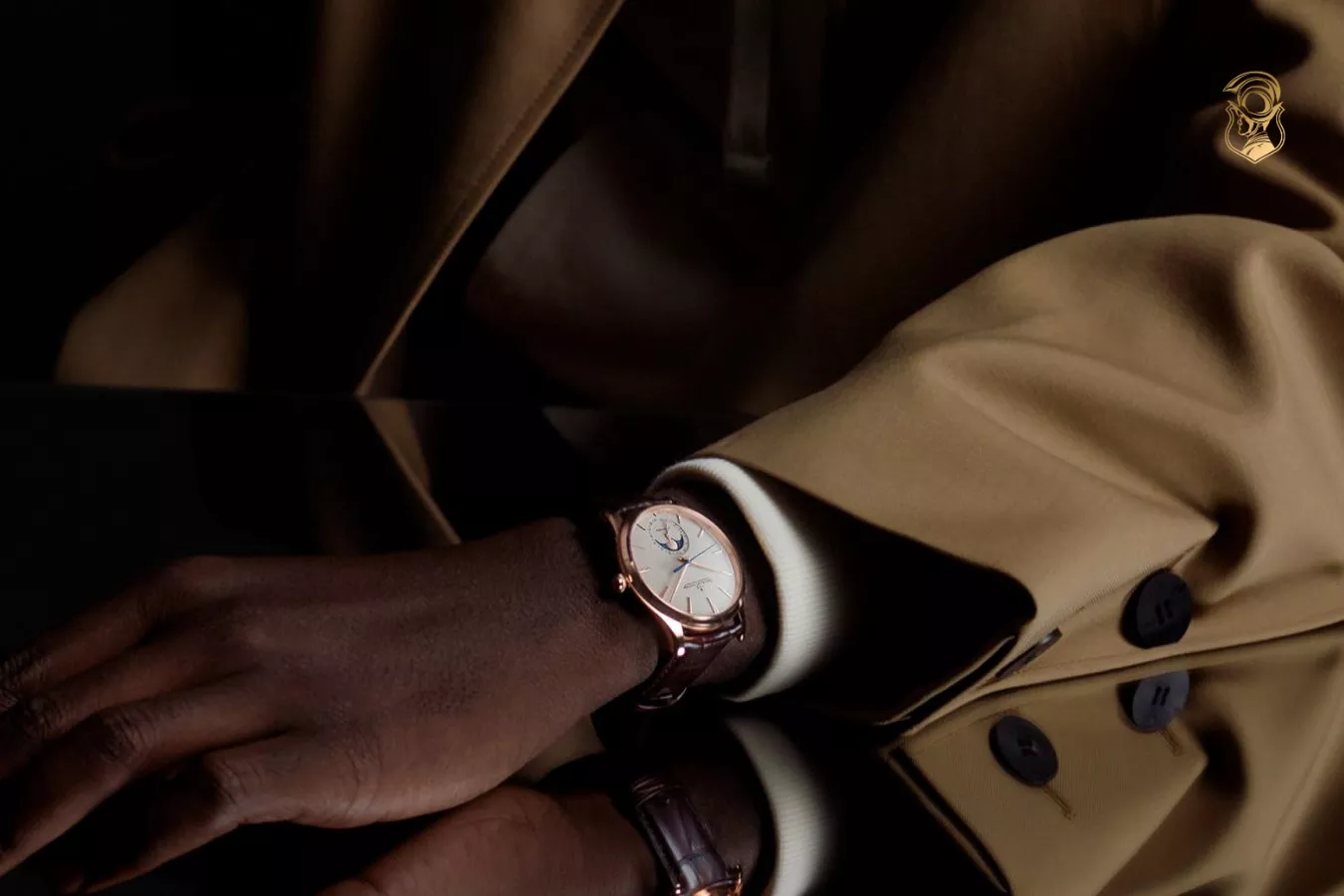đồng hồ moonphase là gì