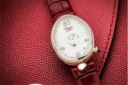 MỘT CHÚT NGỌT NGÀO CHO NGÀY VALENTINE TRÊN MẶT SỐ BREGUET