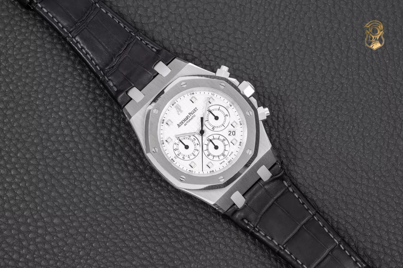 Đồng hồ thể thao dáng vỏ tròn (round case) đang dần trở thành xu hướng mới