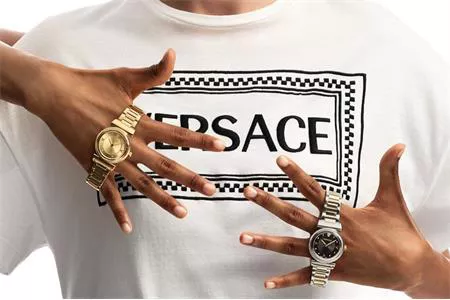 VERSACE TIẾP TỤC CHO RA MẮT DÒNG ĐỒNG HỒ MỚI TẠI VERSACEW18