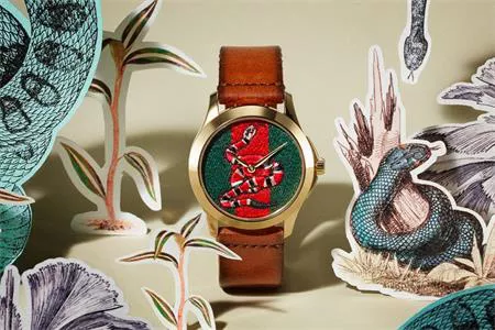 ĐỒNG HỒ GUCCI LE MARCHÉ DES MERVEILLES ĐẦY MA THUẬT
