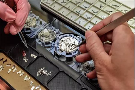 PHÂN TÍCH KỸ THUẬT CHUYÊN SÂU: CHRONOGRAPH TÍCH HỢP & MÔ-ĐUN