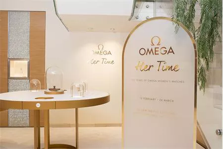 KHAI TRƯƠNG TRIỂN LÃM OMEGA “HER TIME”  VỚI CINDY CRAWFORD, KAIA, PRESLEY, RANDE GERBER