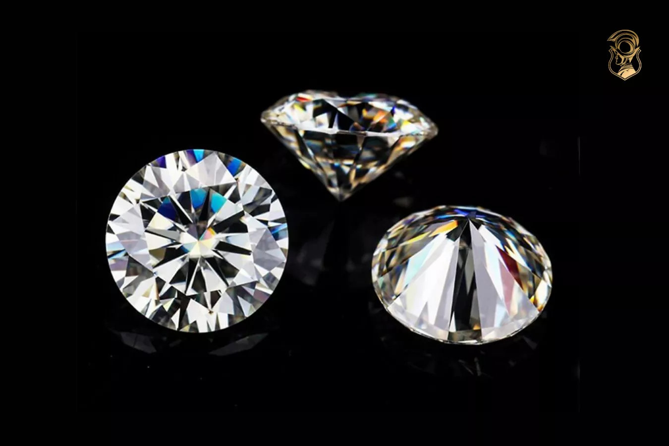Kim cương moissanite là gì