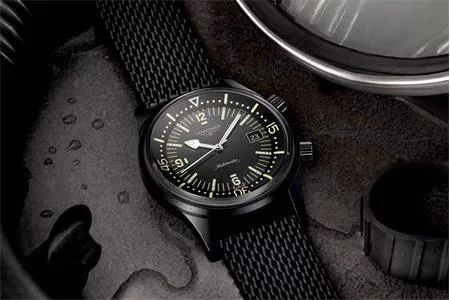 Longines Legend Diver Black - Cỗ máy lặn ngựa ô