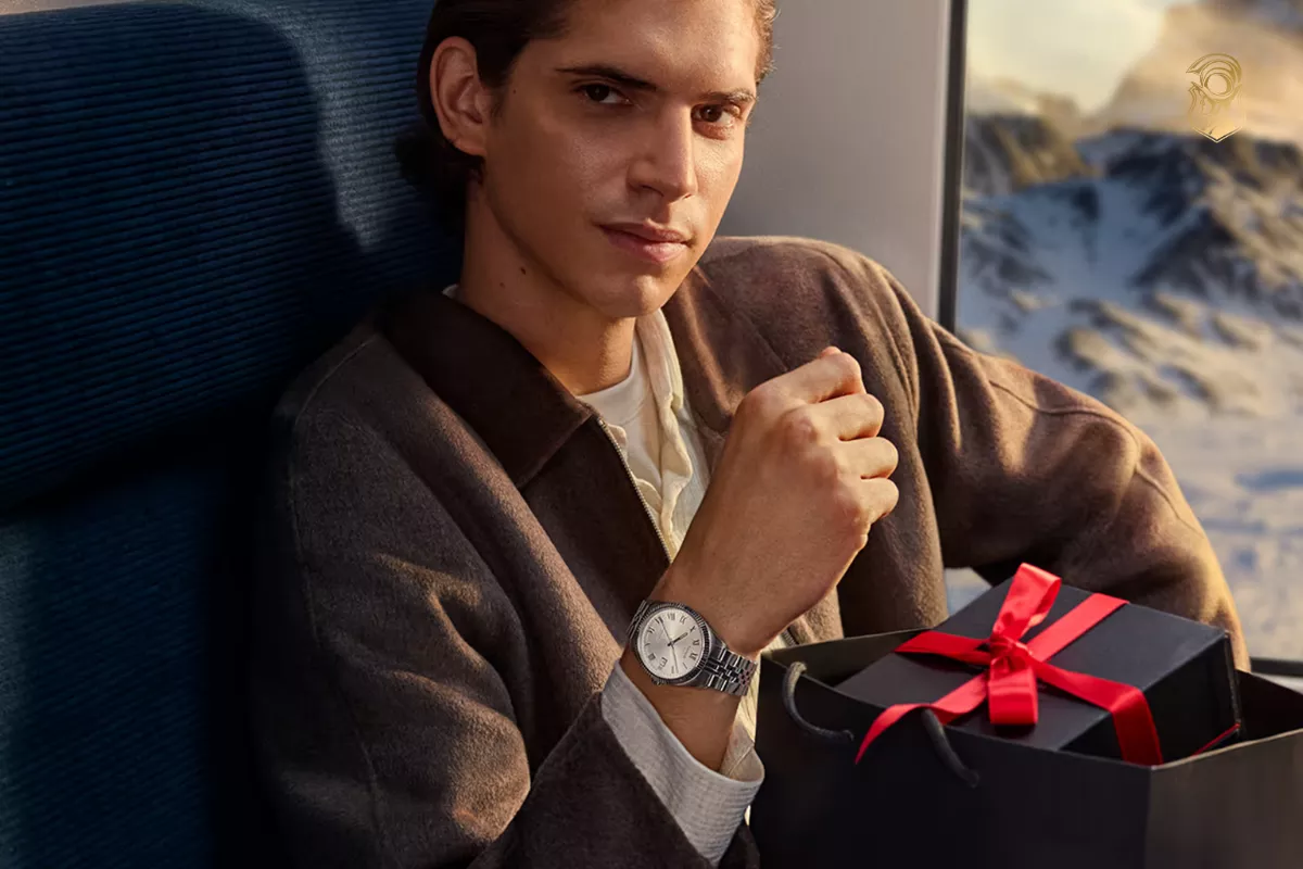 MERRY CHRISTMAS AND HAPPY NEW YEAR 2026 - SALE OFF UP TO 40% ALL WATCHES