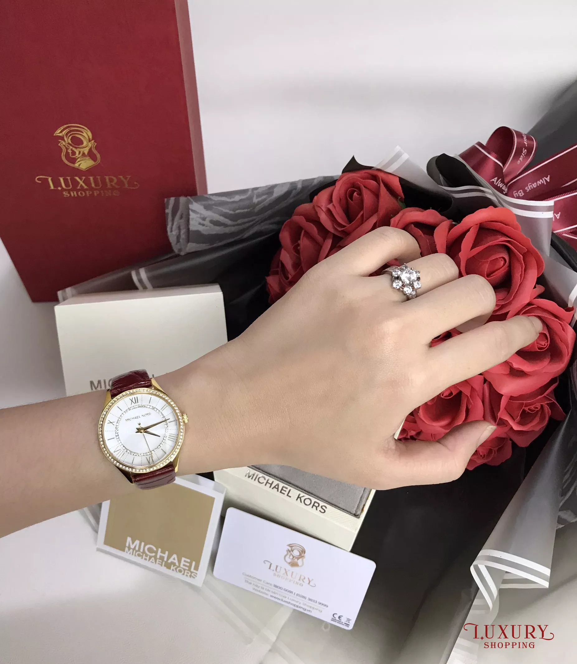Michael Kors Lauryn Mini Red Watch 33mm