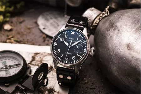 9 DÒNG ĐỒNG HỒ QUÂN ĐỘI CAO CẤP ĐÁNG ĐỂ PHÁI MẠNH SỞ HỮU