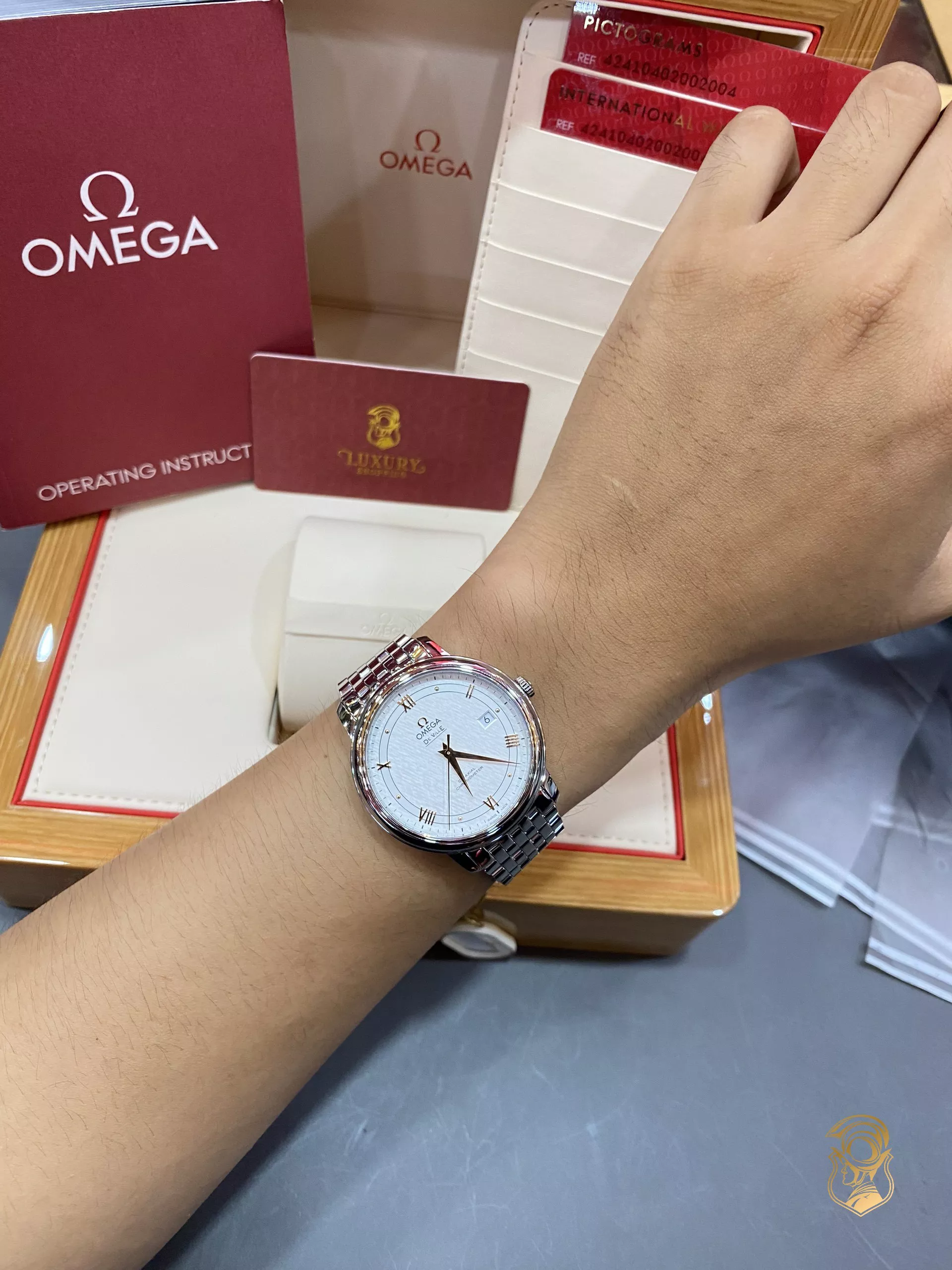 Omega De Ville Prestige 424.10.40.20.02.004 Watch 39.5mm