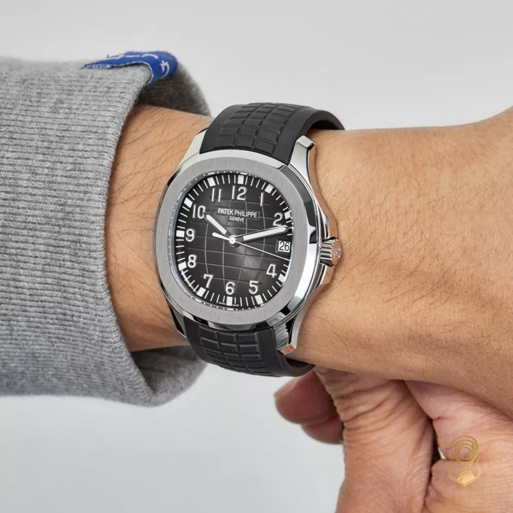 Patek Philippe Aquanaut 5167A-001 Watch 40.8mm