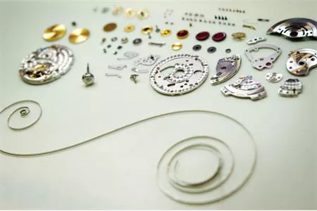 HƯỚNG DẪN TỰ CHĂM SÓC VÀ BẢO DƯỠNG ĐỒNG HỒ CƠ