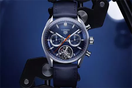 TAG Heuer Carrera Chronograph Tourbillon Tỏa Sáng Với Màu Sắc Mới